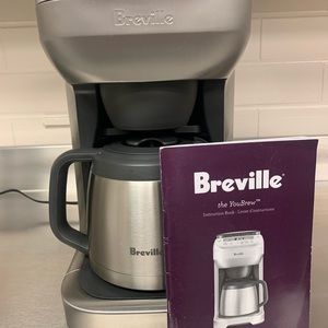 Bree coffee maker for sale very clean hardly used mint condition